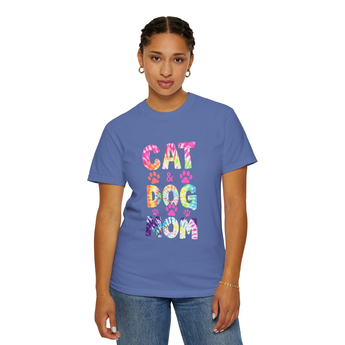Cat & Dog Mom