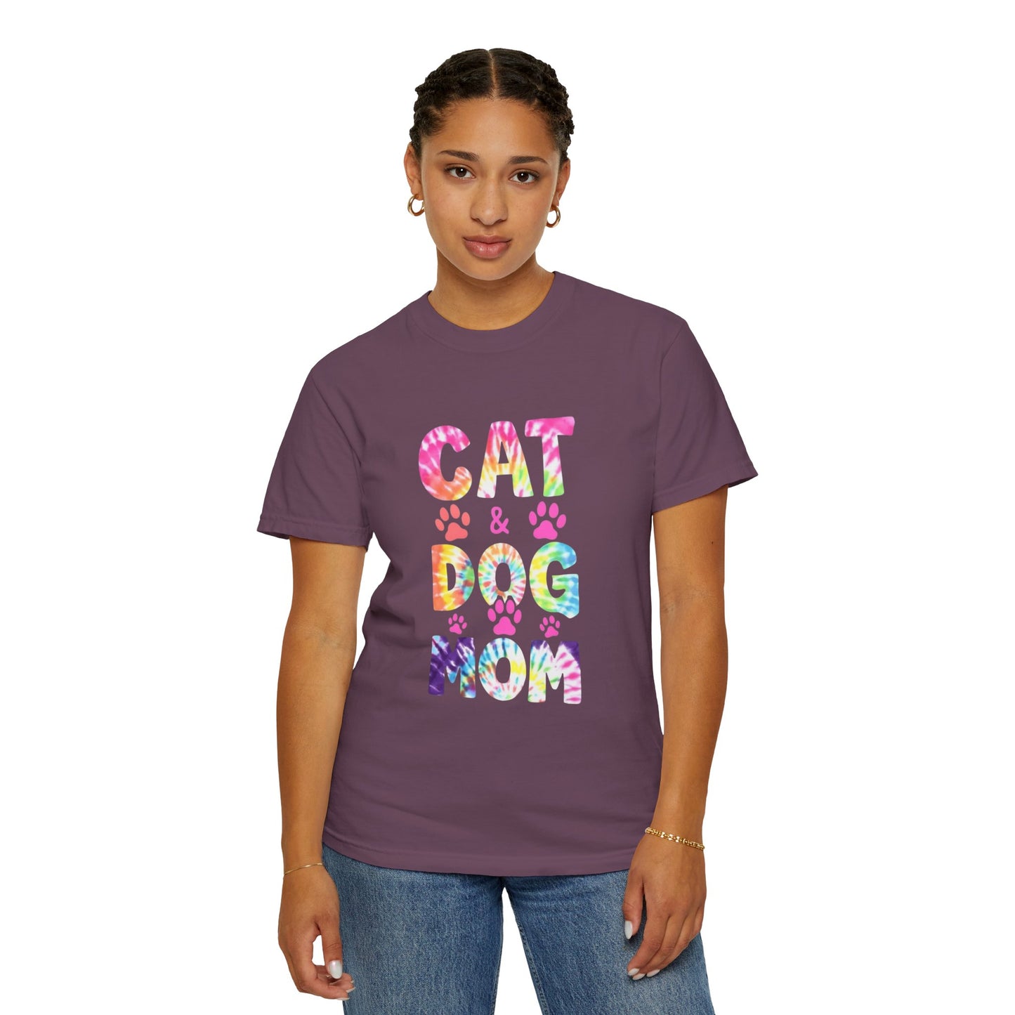 Cat & Dog Mom